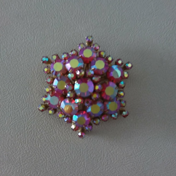Accessories - Vintage Brooch